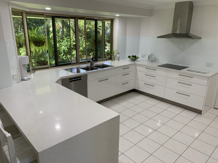 Brisbane Kitchens-Whitewood Wall