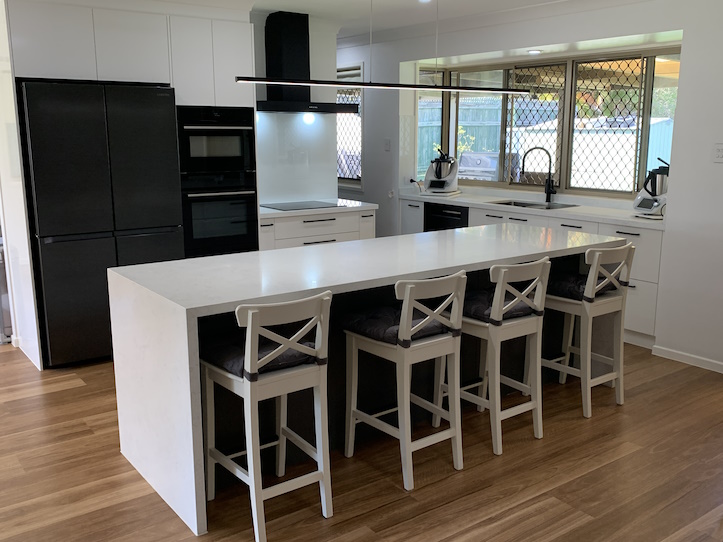 Brisbane Kitchens-Island Centrepiece Brisbane Kitchens-Island Centrepiece