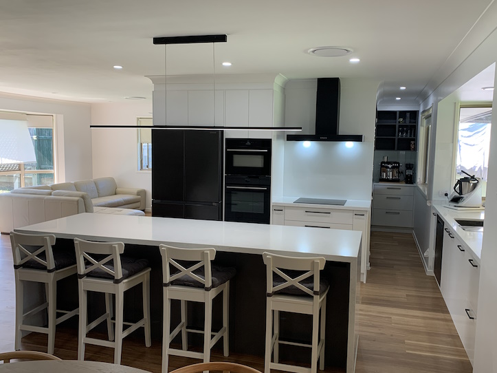Brisbane Kitchens-Island Centrepiece Kitchen Island Centrepiece