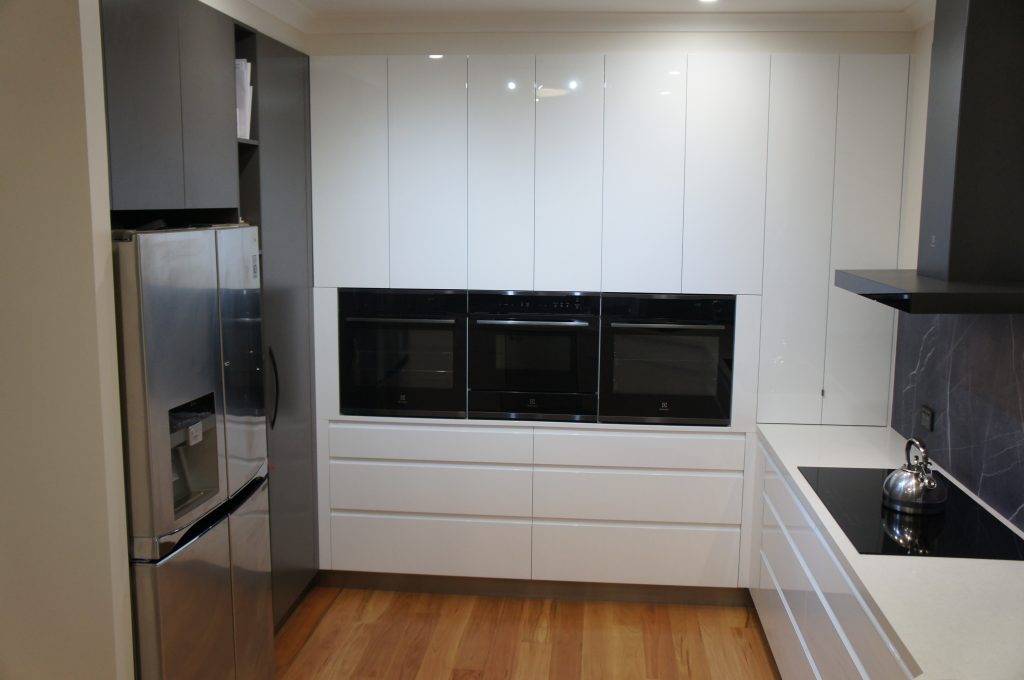 Modern Kitchen Renovation Brisbane Northside-Handle-less Style