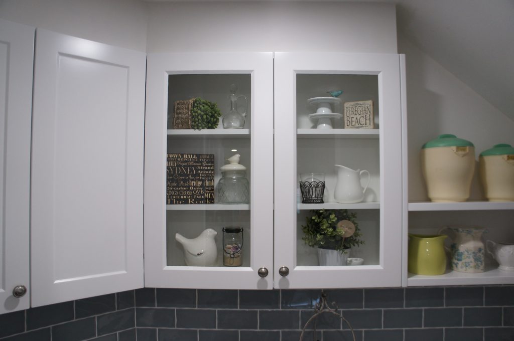 Hamptons Kitchen display cabinet